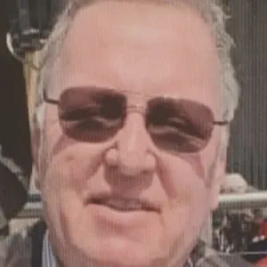 Romford Artist Robert Bryan Dies Aged 72 8911726
