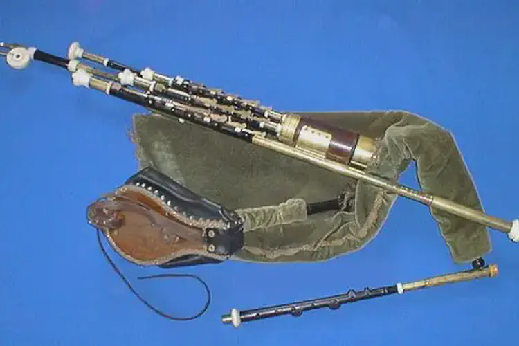 Tu scendi dalle stelle (Uilleann Pipes)